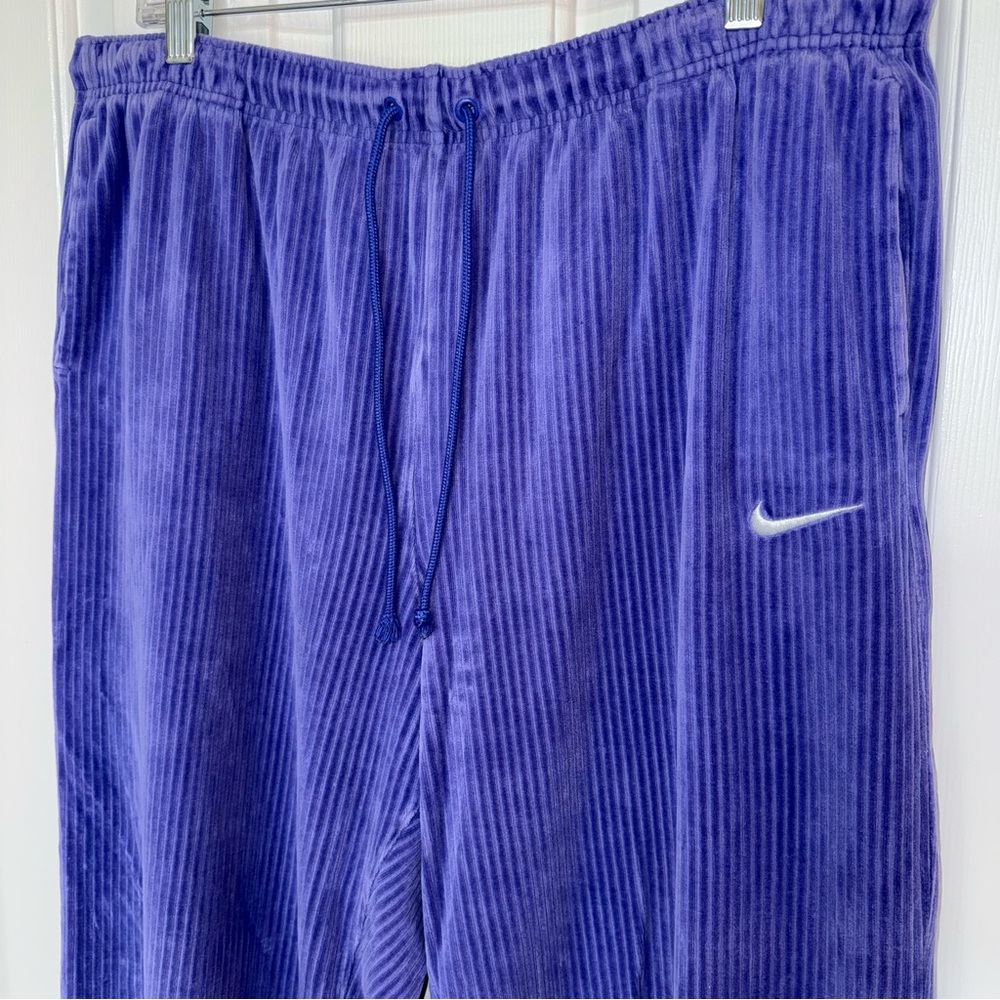 Nike Ribbed Velour High Rise Wide Leg Pants - Picture 10 of 12